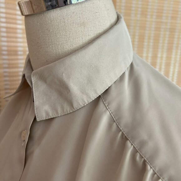 Vintage Beige Button-Up Long Sleeve Blouse - Picture 4 of 10